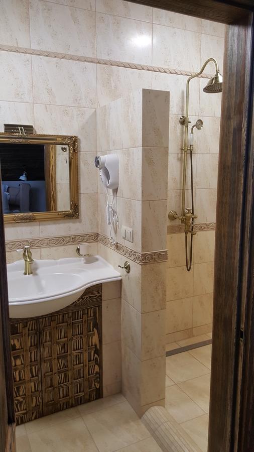 Folvark Gvozd Hotell Kamenyuky Eksteriør bilde