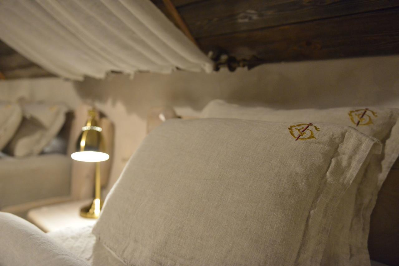 Folvark Gvozd Hotell Kamenyuky Eksteriør bilde