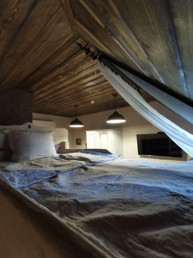 Folvark Gvozd Hotell Kamenyuky Eksteriør bilde